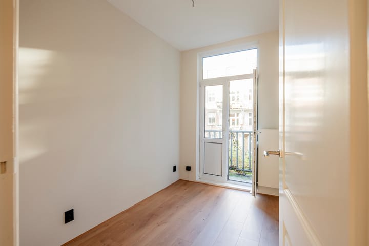 Foto 24 van Tolstraat 123-2