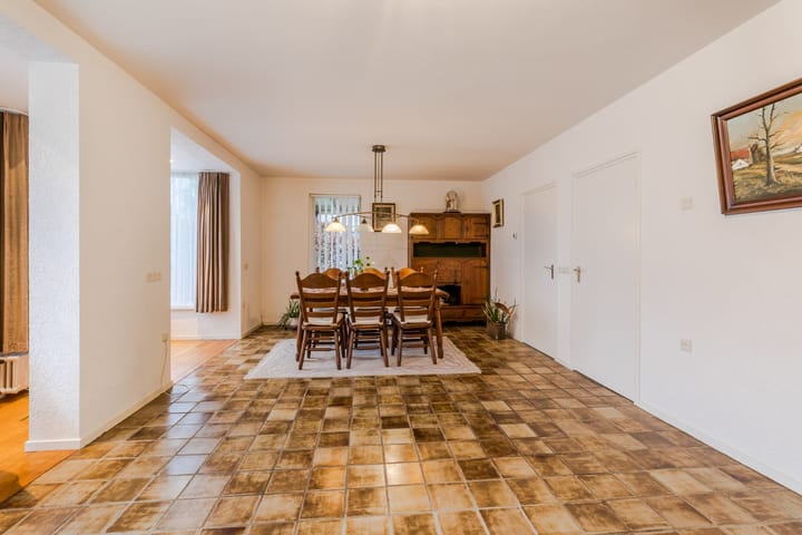 Photo 6 of Beekstraat 5