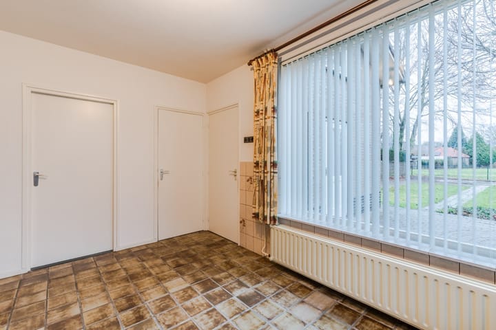 Photo 12 of Beekstraat 5