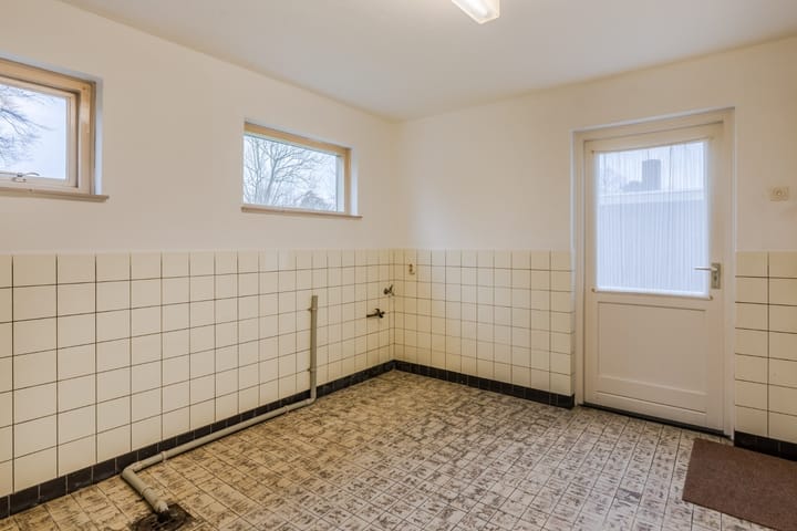 Photo 14 of Beekstraat 5