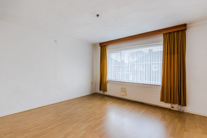 Photo 19 of Beekstraat 5