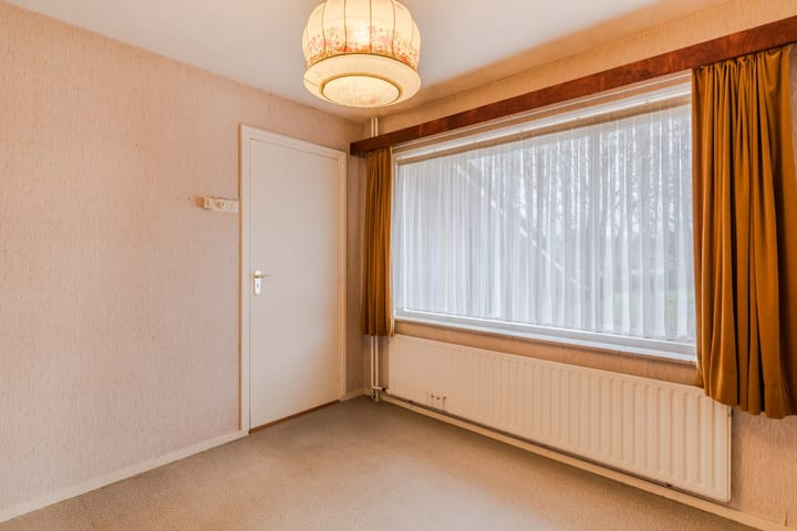 Photo 24 of Beekstraat 5