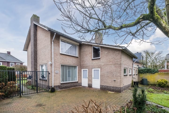 Photo 33 of Beekstraat 5