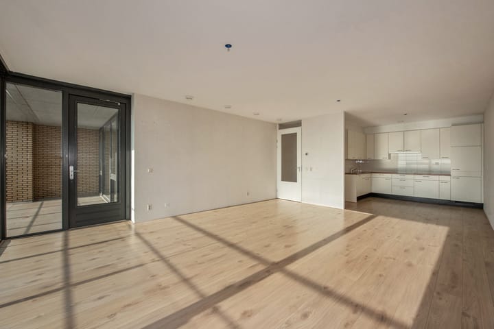 Foto 3 van Sir Winston Churchillln 370-F037