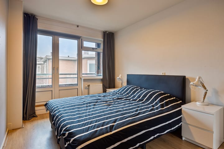 Foto 25 van Engelsestraat 32-A01