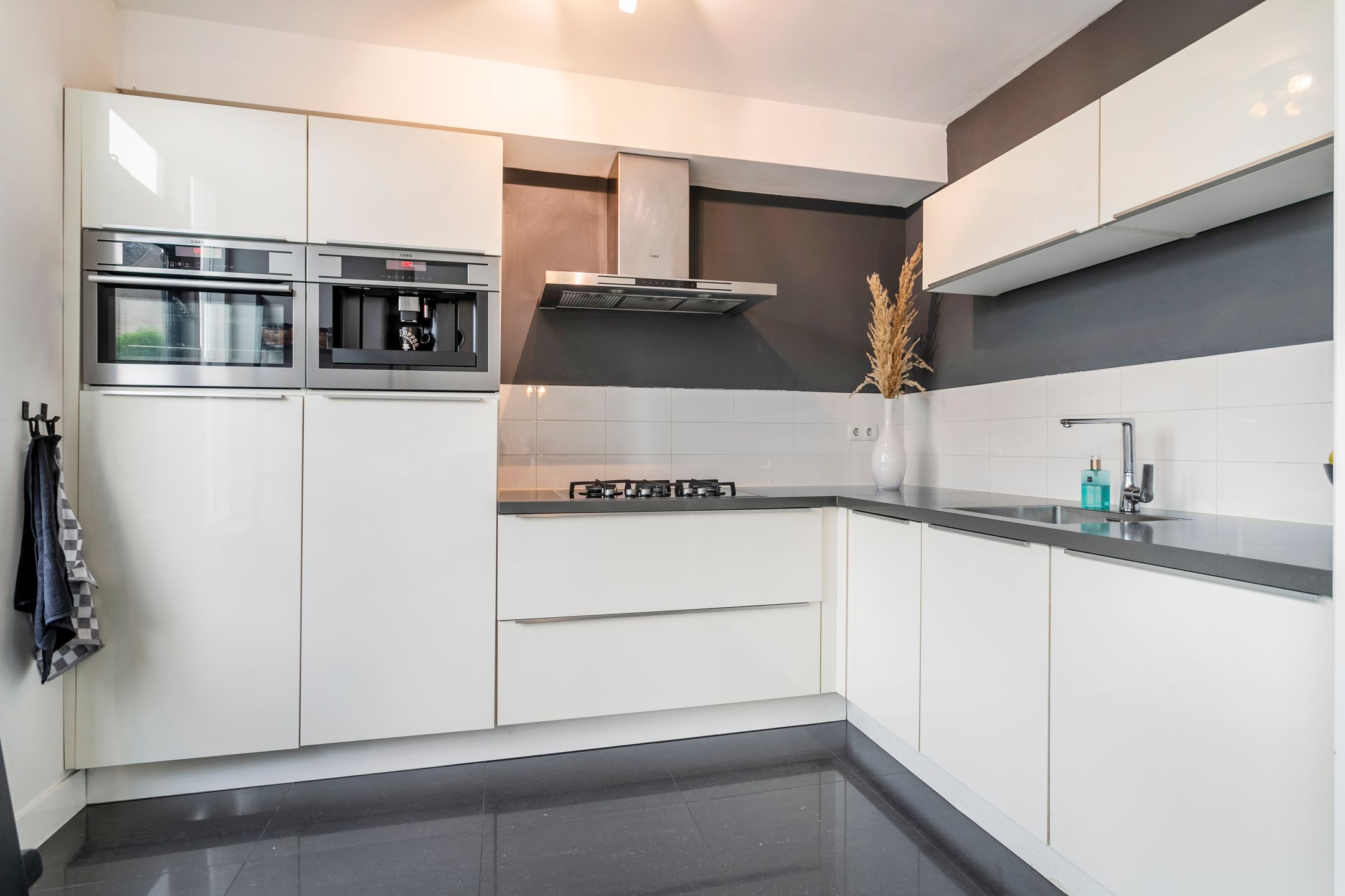 Foto 6 van Smirnoffstraat 21