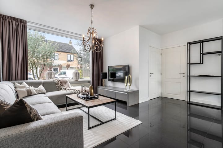 Foto 9 van Smirnoffstraat 21