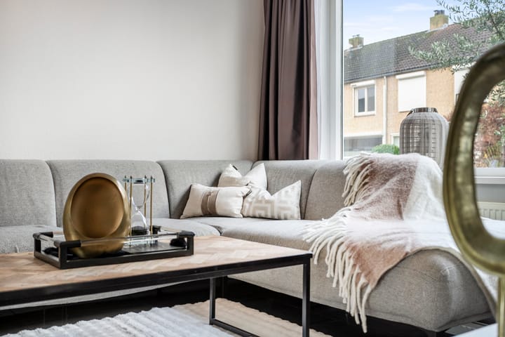 Foto 10 van Smirnoffstraat 21