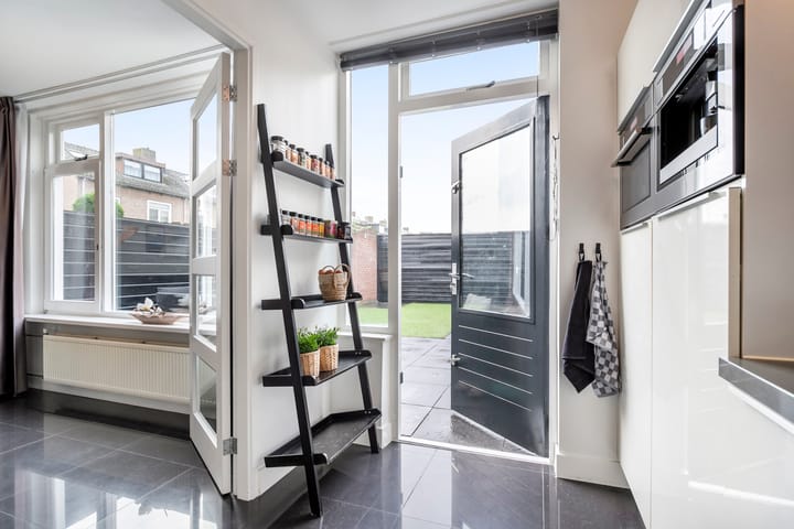 Foto 16 van Smirnoffstraat 21