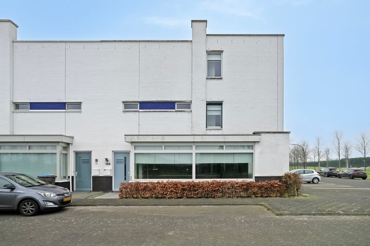 Bekijk foto van Voerendaalstraat 108