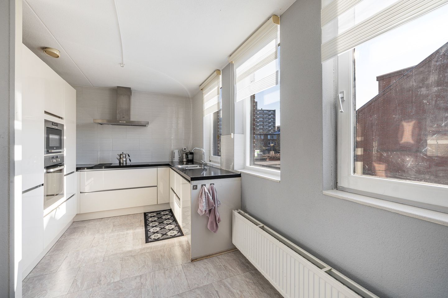 Foto 4 van Burgemeester Honnerlage Gretelaan 49