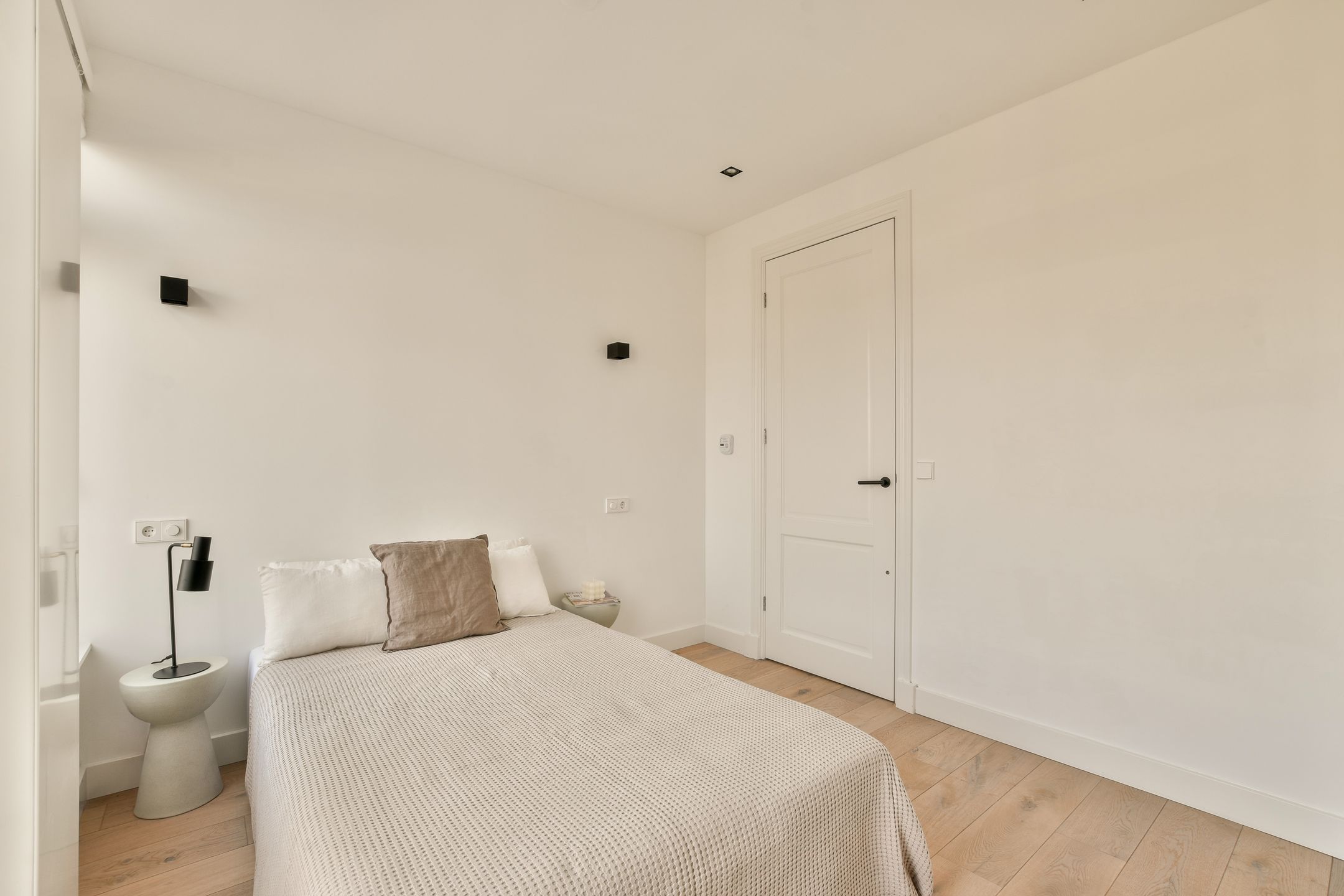 Foto 9 van Tilanusstraat 73-4