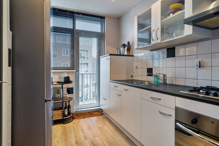 Photo 13 of Meent 7-C