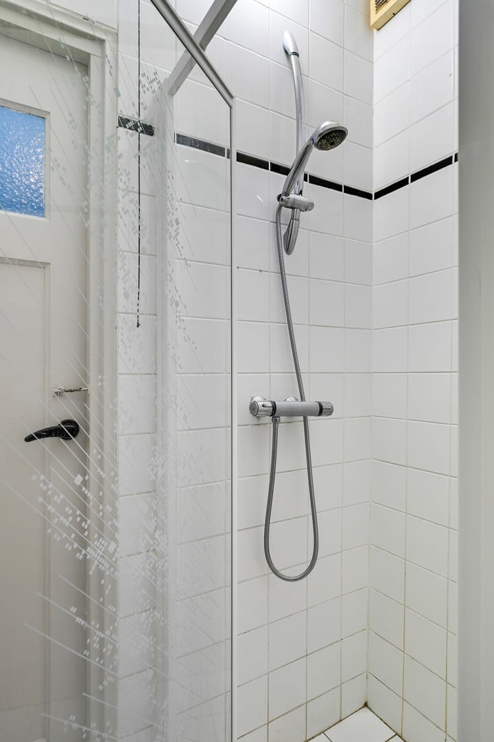 Photo 18 of Meent 7-C