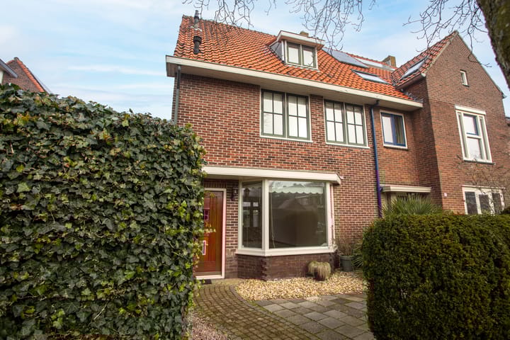 Foto 2 van Dr. Leenaersstraat 19