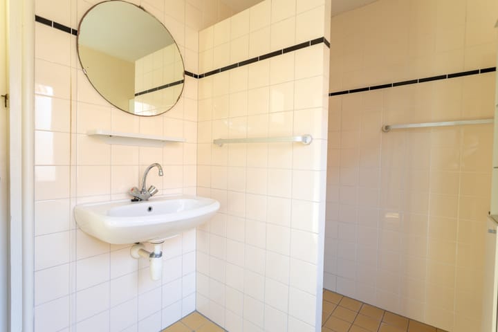 Foto 33 van Dr. Leenaersstraat 19