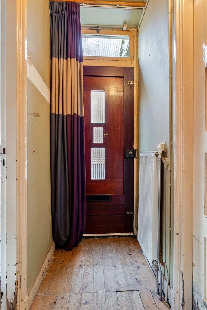 Foto 11 van Sarastraat 32