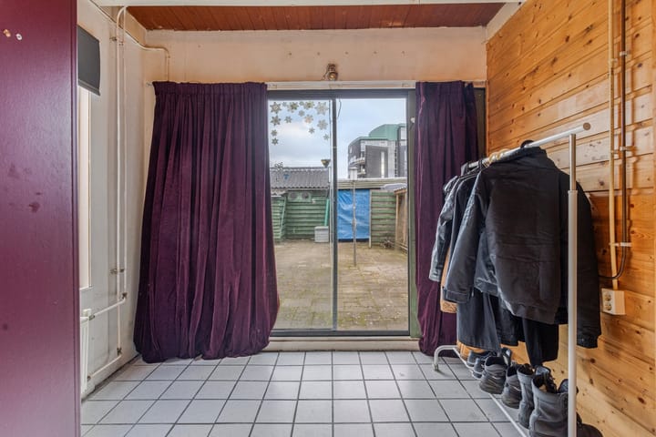 Foto 23 van Sarastraat 32