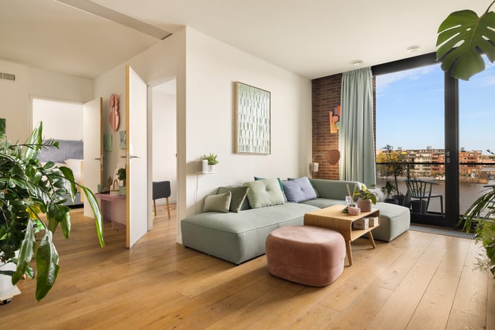 Foto 5 van Purperhoedenveem 52