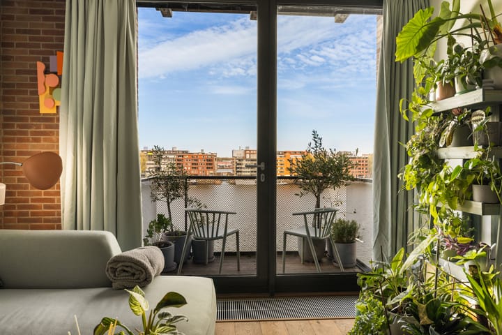 Foto 15 van Purperhoedenveem 52