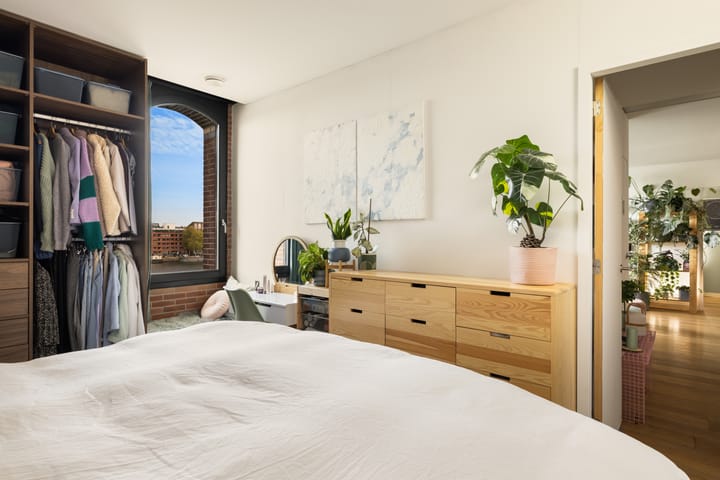 Foto 17 van Purperhoedenveem 52