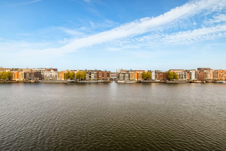 Foto 22 van Purperhoedenveem 52