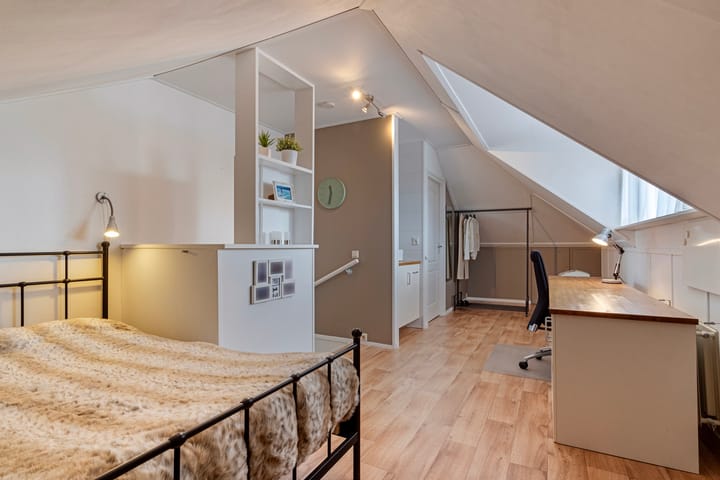 Foto 30 van Burcht 37