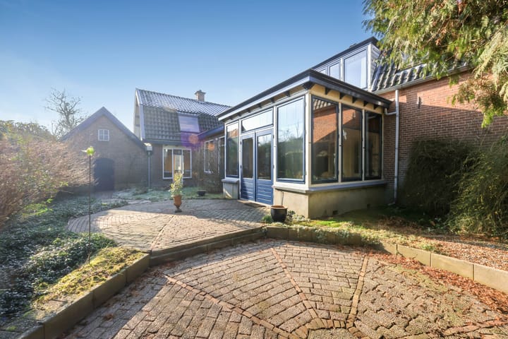 Foto 47 van Middelweg 63