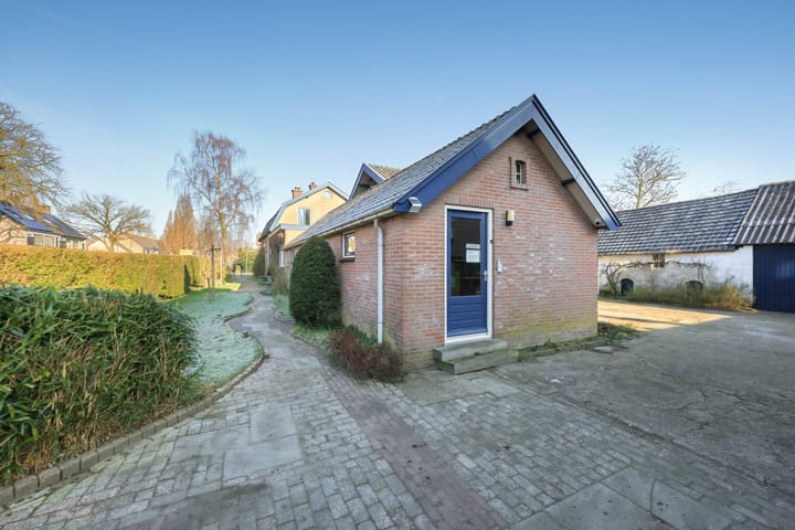 Foto 50 van Middelweg 63