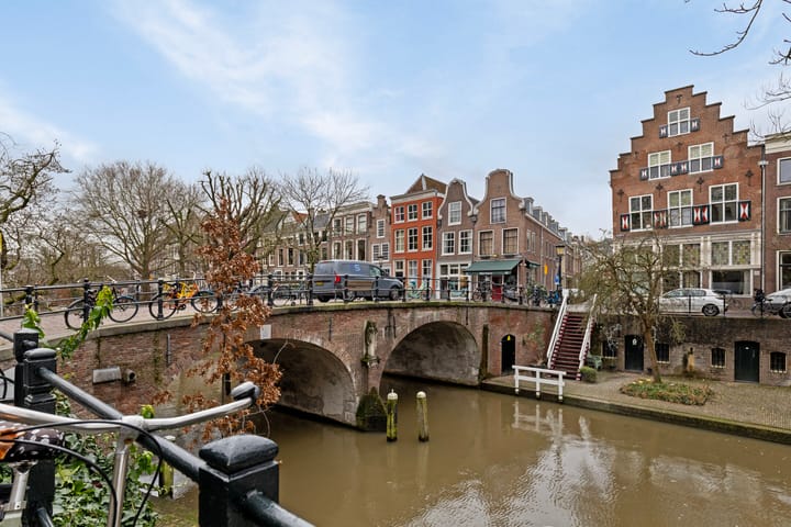 Foto 25 van Oudegracht 334-D