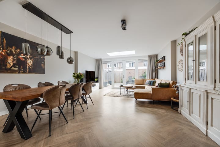 Foto 3 van Purperforel 16