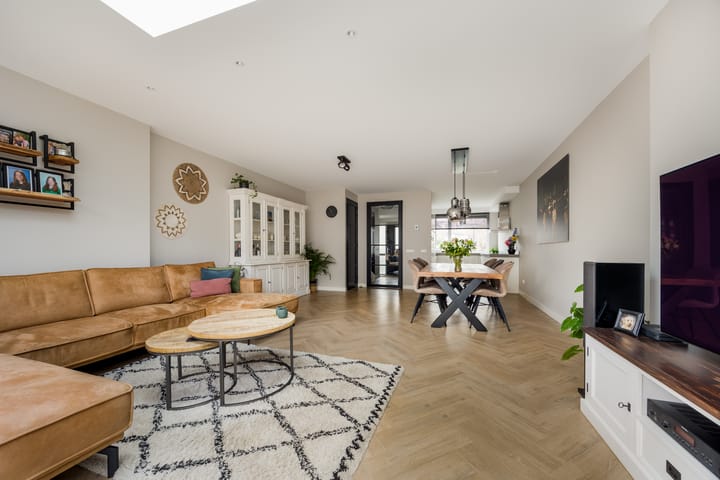 Foto 6 van Purperforel 16