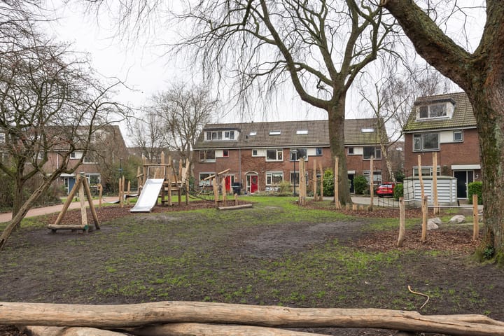 Foto 25 van Purperforel 16