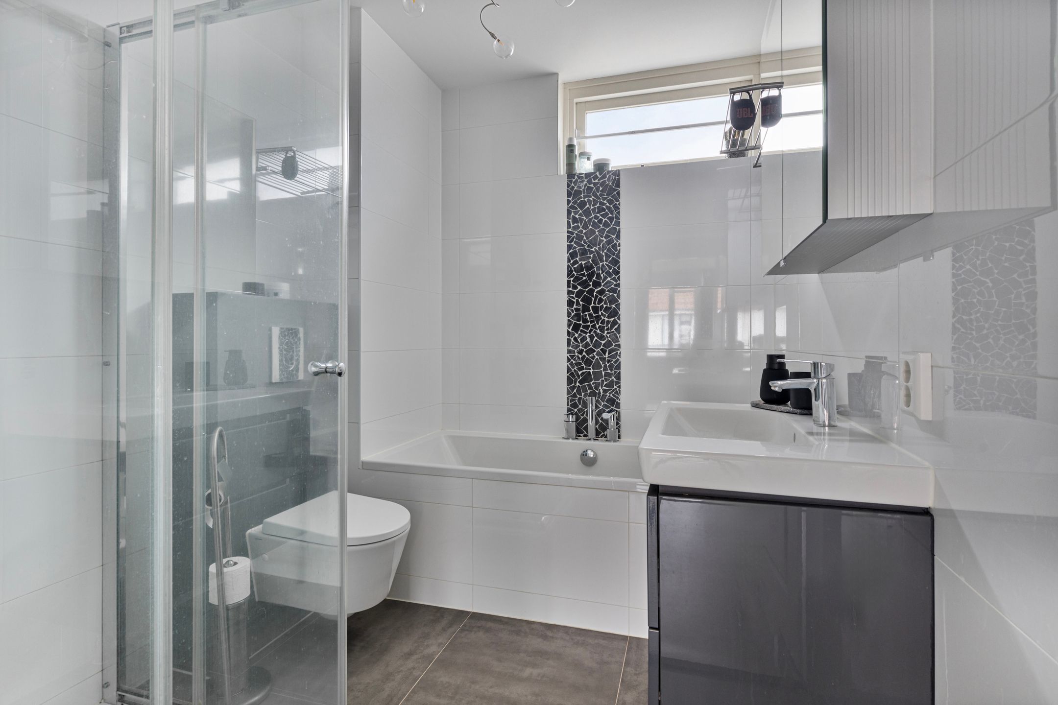 Foto 3 van Mandenvlechter 153