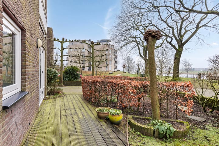 Foto 8 van Maasstaete 43