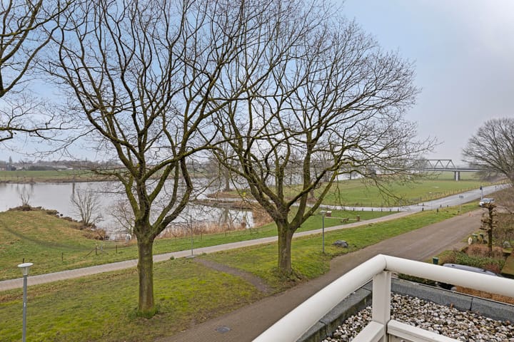 Foto 45 van Maasstaete 43