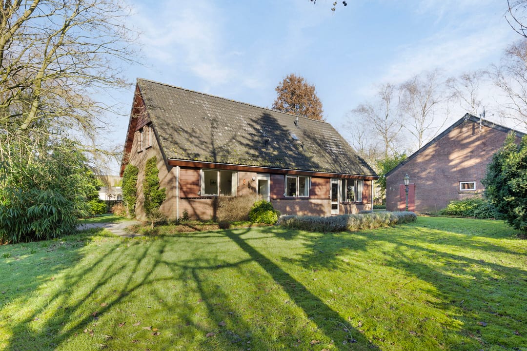 Foto 1 van Woeziksestraat 448