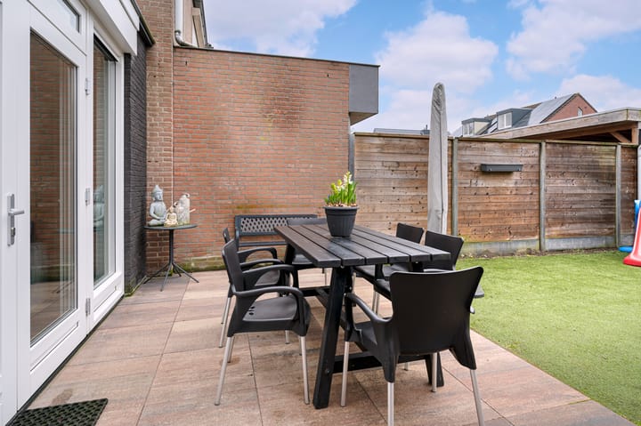 Foto 28 van Burg. Janssensstraat 32