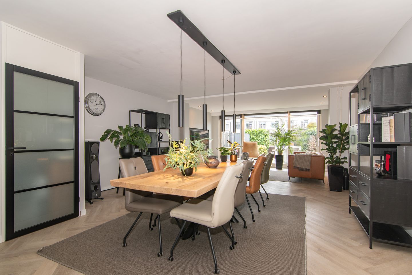 Foto 4 van Van Ravesteynplan 17