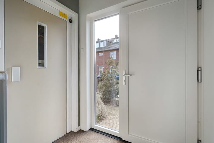 Foto 5 van Porporastraat 19