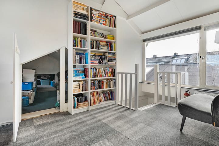 Foto 45 van Porporastraat 19