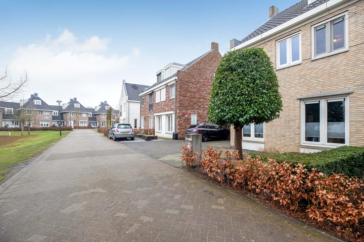 Foto 33 van Dries 19