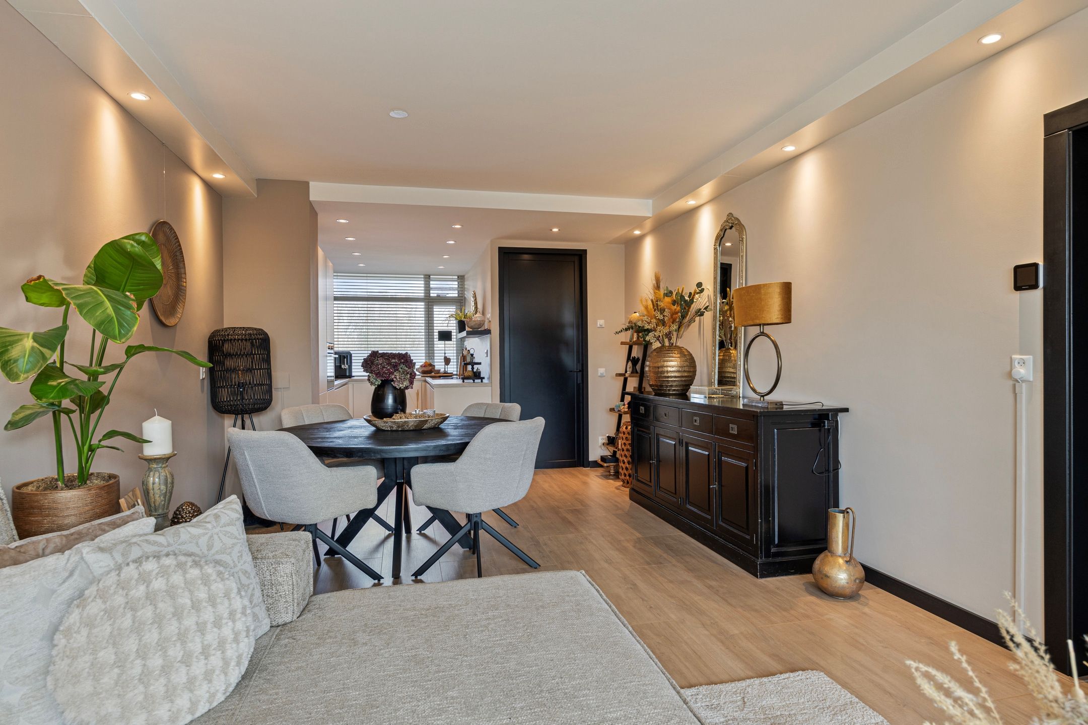 Photo 9 of Einsteinplaats 935