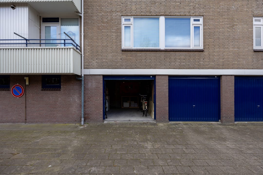 Foto 28 van Admiraal de Ruyterlaan 24-F