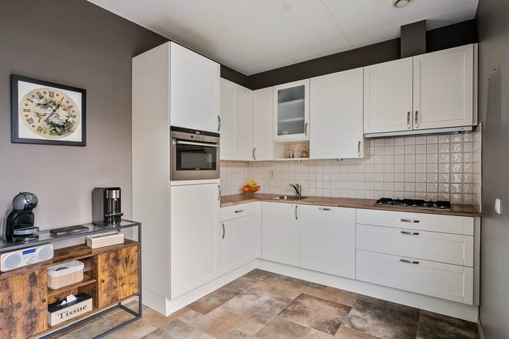 Photo 7 of Prins Hendrikstraat 17