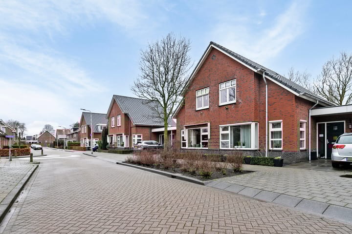 Photo 21 of Prins Hendrikstraat 17