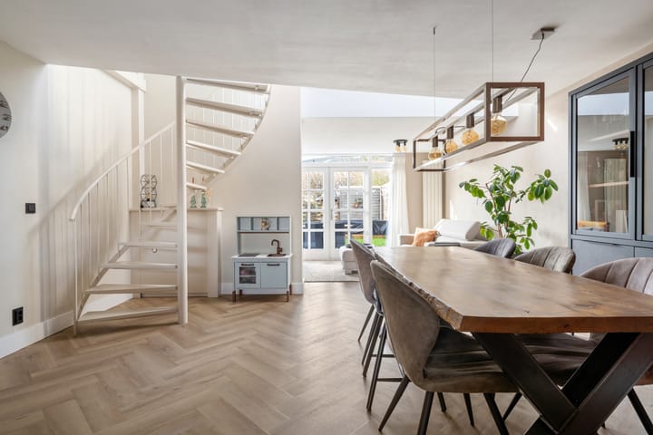 Foto 9 van Johan van Oldenbarneveltlaan 55