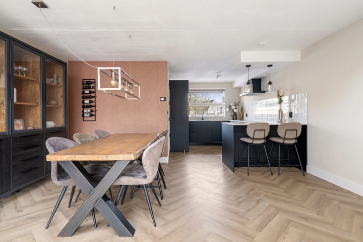 Foto 17 van Johan van Oldenbarneveltlaan 55