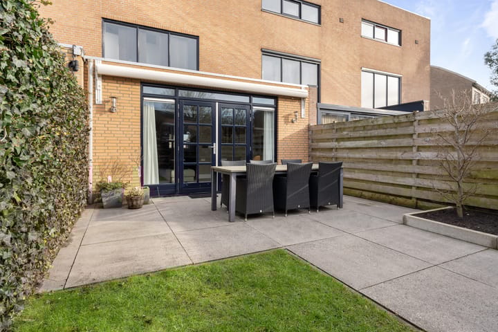 Foto 40 van Johan van Oldenbarneveltlaan 55