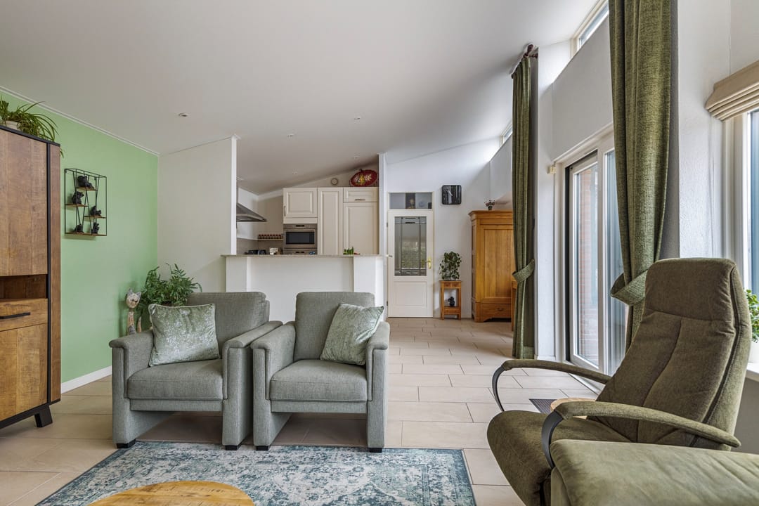 Foto 8 van Vossebes 8